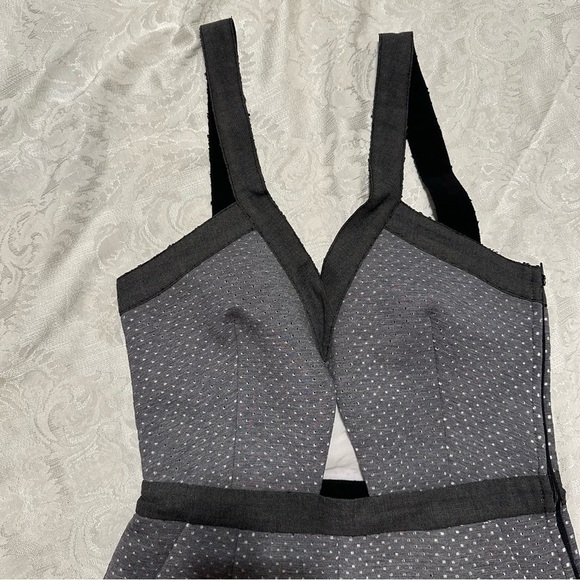 WHITNEY Eve gray and black romper size 0 - Picture 10 of 14